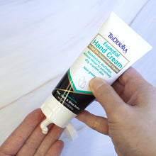 Load image into Gallery viewer, Essential Hand Cream